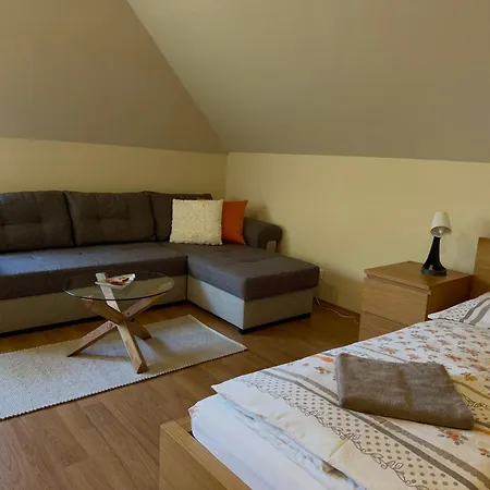 150 Guest house *